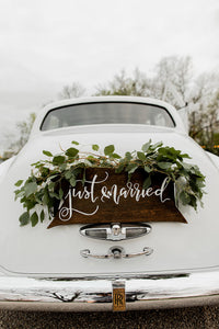 18 "JUST MARRIED" DECORATION IDEAS